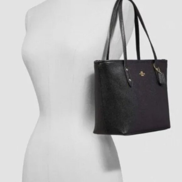 COACH Leather City Zip Tote Shoulder Bag- Black Gold Luxury Coach 🆕🎁⌚📦🏃💨🚚 - Picture 2 of 15